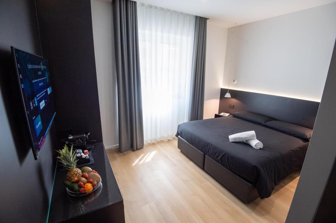 Contemporaneamente 147 - Modern & Comfort Rooms Μπάρι Εξωτερικό φωτογραφία
