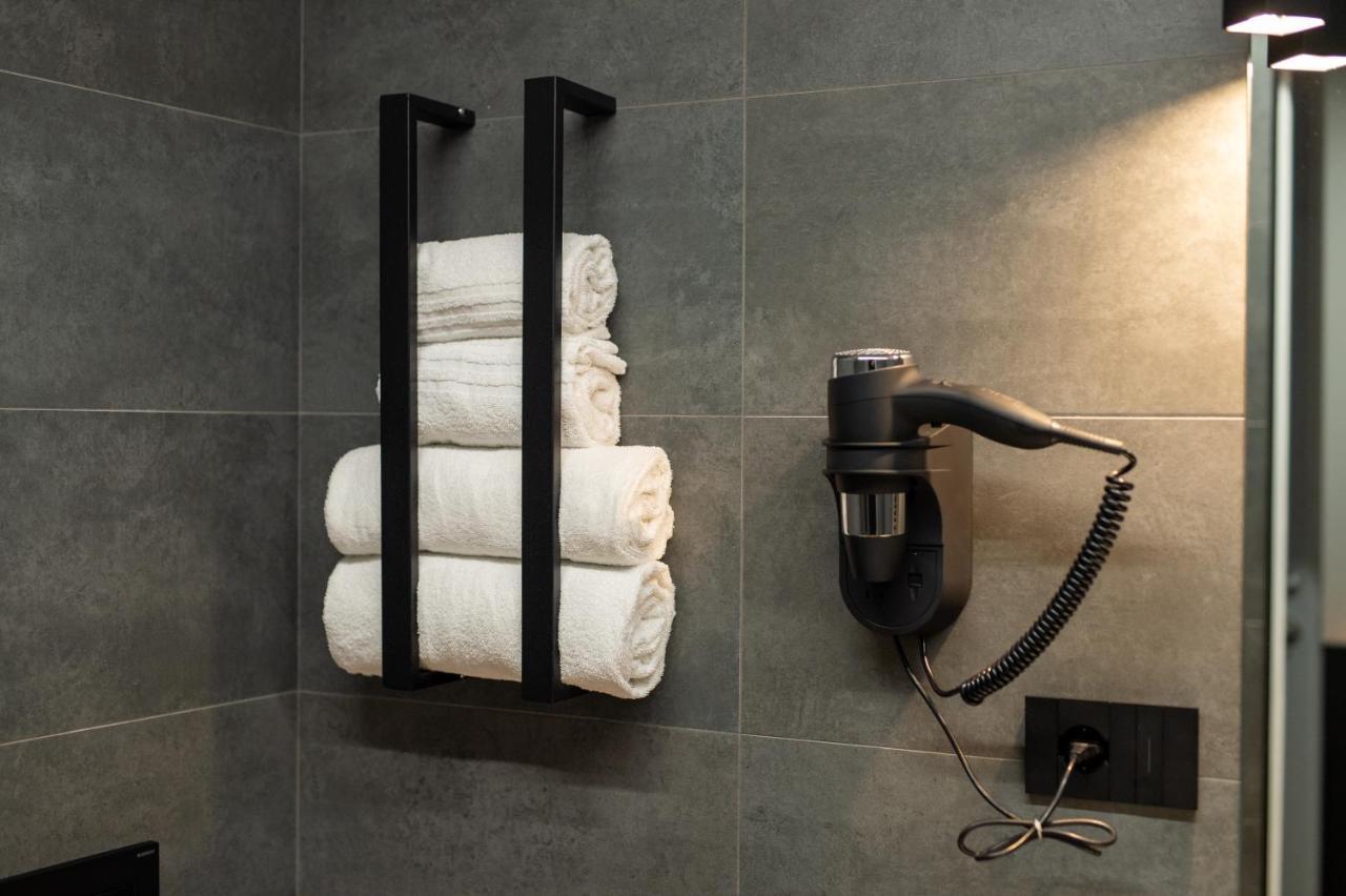 Contemporaneamente 147 - Modern & Comfort Rooms Μπάρι Εξωτερικό φωτογραφία