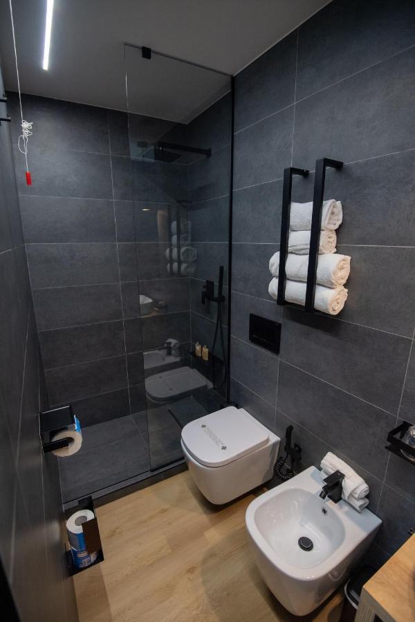 Contemporaneamente 147 - Modern & Comfort Rooms Μπάρι Εξωτερικό φωτογραφία
